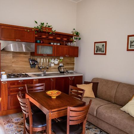 Borgo Angioino Bed & Breakfast Naples Exterior photo